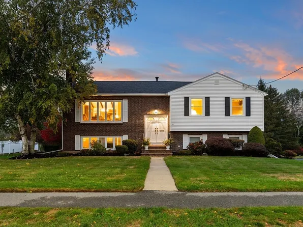 41 Mohawk St, Danvers, MA 01923