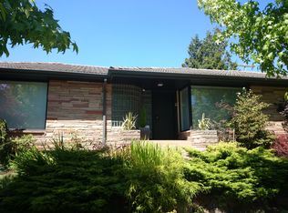 920 E Newton St, Seattle, WA 98102