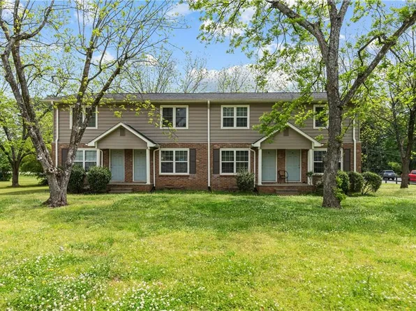 808 E Spring St, Way, GA 30655