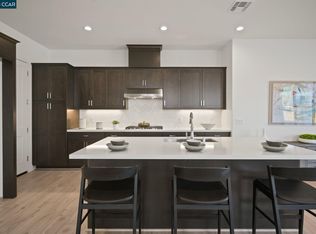 2826 Lakeshore Ave, Tracy, CA