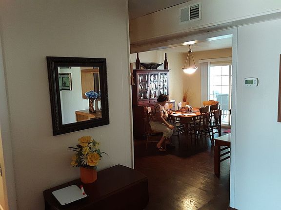 4th image of 1203 N Expressway 77 Unit 415