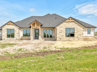 8023 Hencken Ranch Rd, Fort Worth, TX 76126