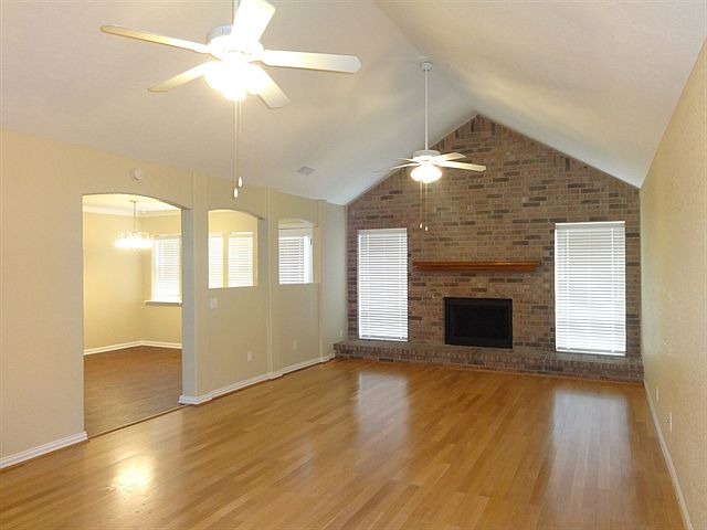 2nd image of 1615 Dolina Cir