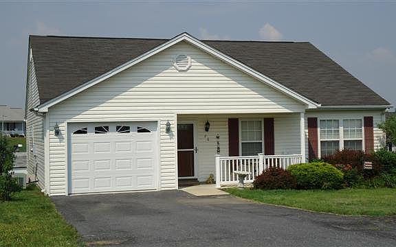 5th image of 26 Carrollton Ct