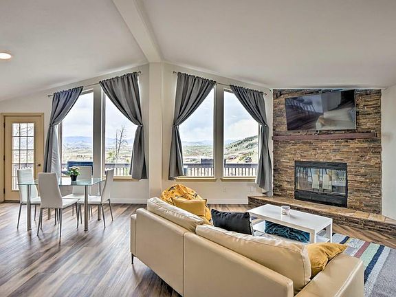 5th image of 79 Bear Cir