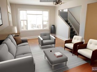 648 Teneyck Ave, Lyndhurst, NJ 07071