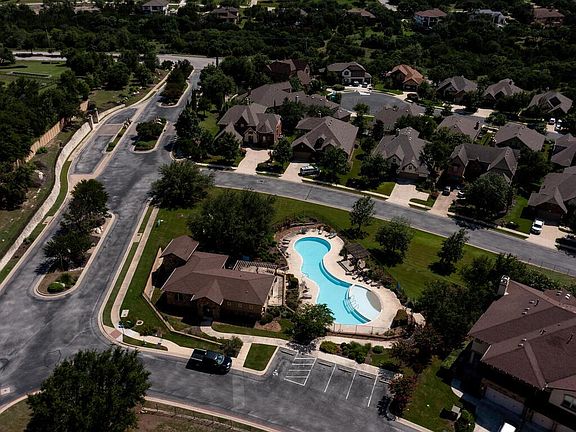 5th image of 816 San Remo Blvd