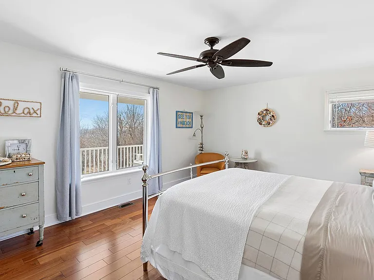 241 Old Montauk Hwy — Photo 7