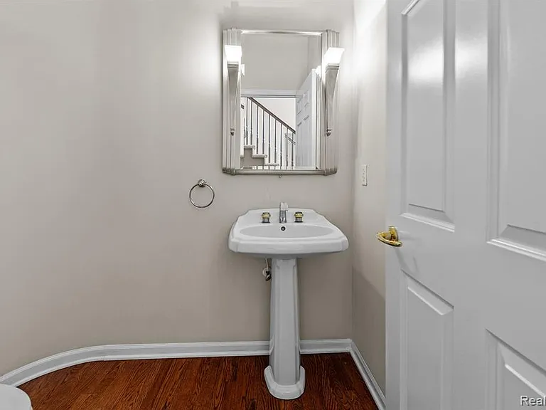 3904 Kaeleaf Rd — Photo 26