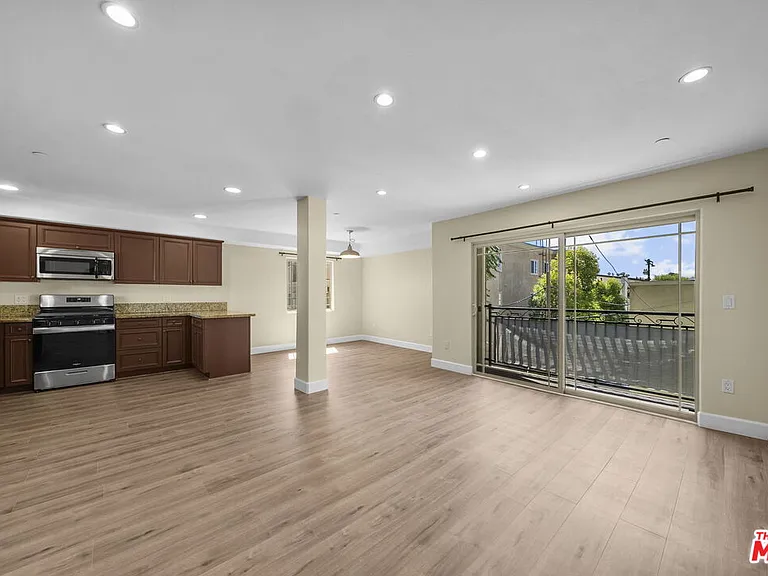 5315 Bellingham Ave #204 — Photo 5