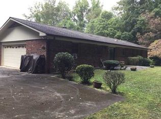 65 Sam King Rd, Hendersonville, NC 28739