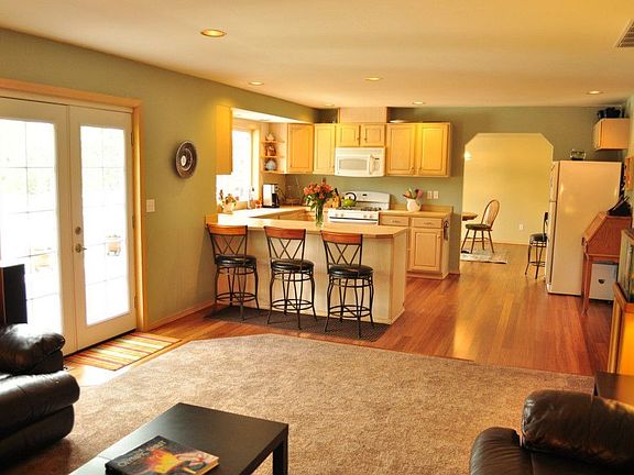 3rd image of 3502 101st Street Ct NW