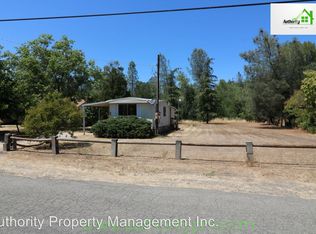 19484 Anna Rd, Anderson, CA 96007