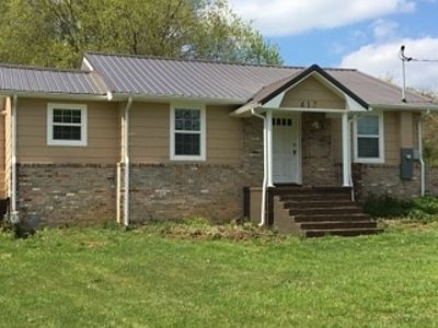 3rd image of 417 Hickory Dr