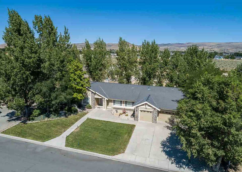 295 Bridle Path Ter, Sparks, NV 89441 Zillow