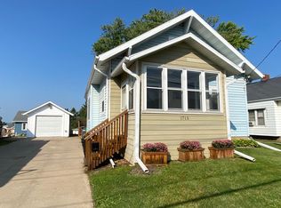 1715 Asbury Rd, Dubuque, IA 52001