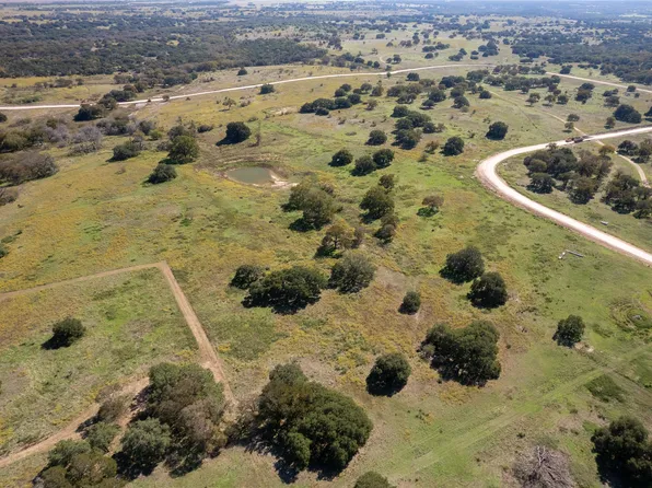 55 Twin Caverns, Harleton, TX 75651