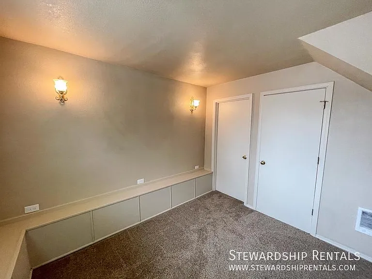 1472 E 19th Ave — Photo 9