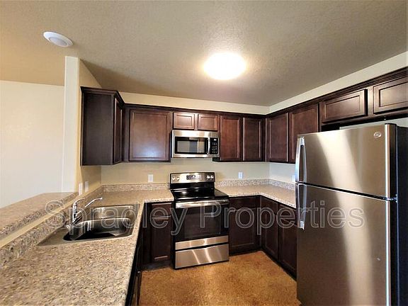 4th image of 1525 Kal Ct