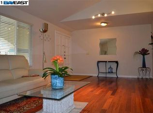5857 Shadow Ridge Dr, Castro Valley, CA 94552