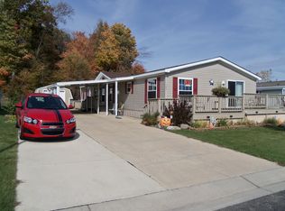 743 Waltham Dr, Mount Morris, MI 48458