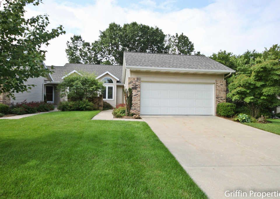 1st image of 2145 Shetland Dr NE