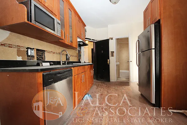 Rented by Jalca & Associates | media 38
