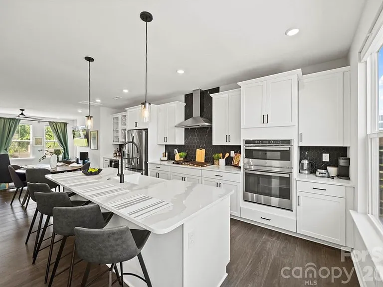 424 Catawba Ave — Photo 22