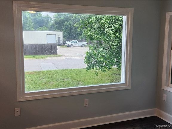 2nd image of 161 Kensington Cir