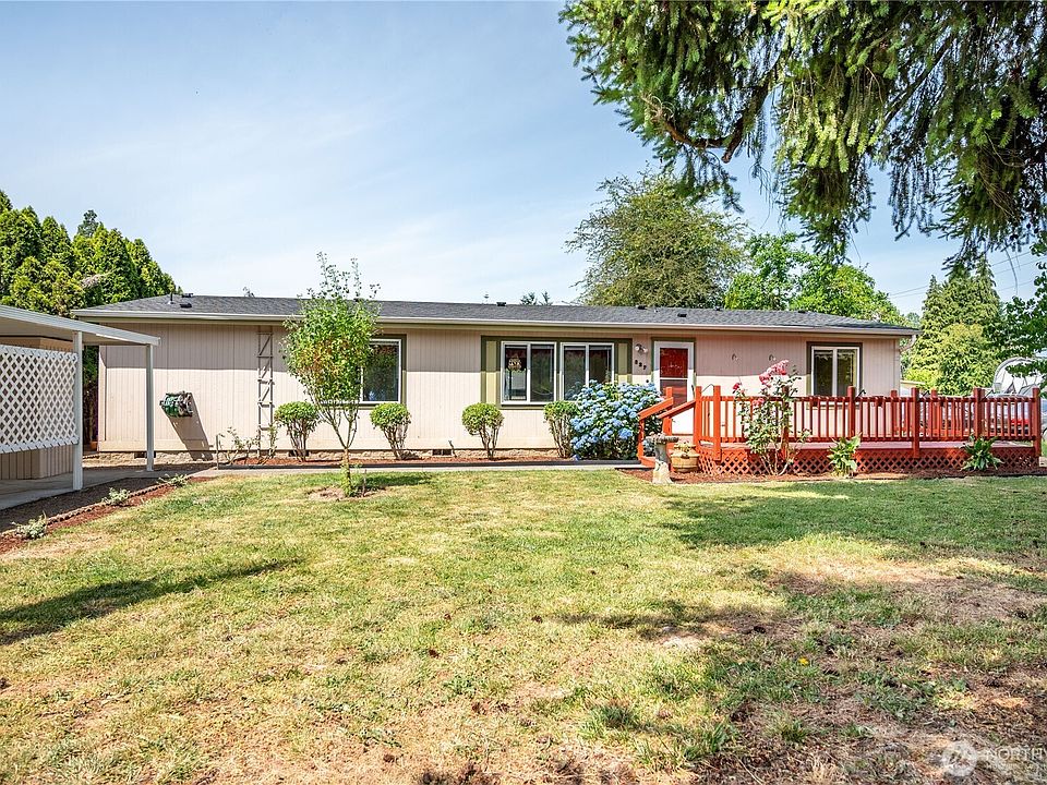 1st image of 827 NE Woodard Avenue