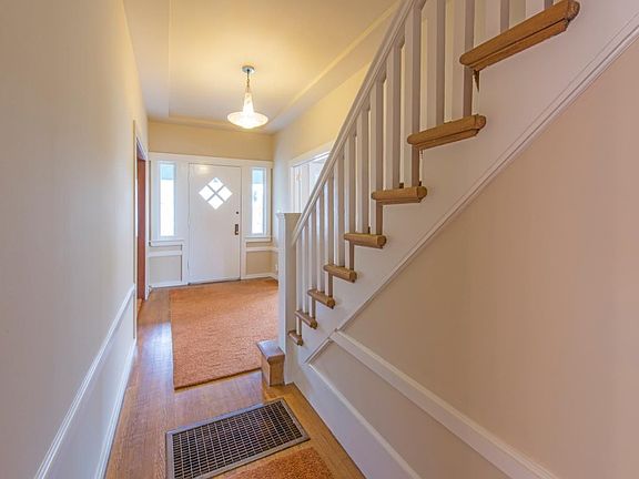 5th image of 1421 Balboa Ave