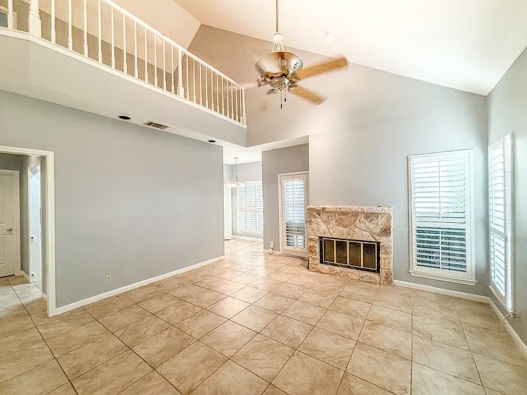 7 Chapel Hill Cir #7 — Photo 8