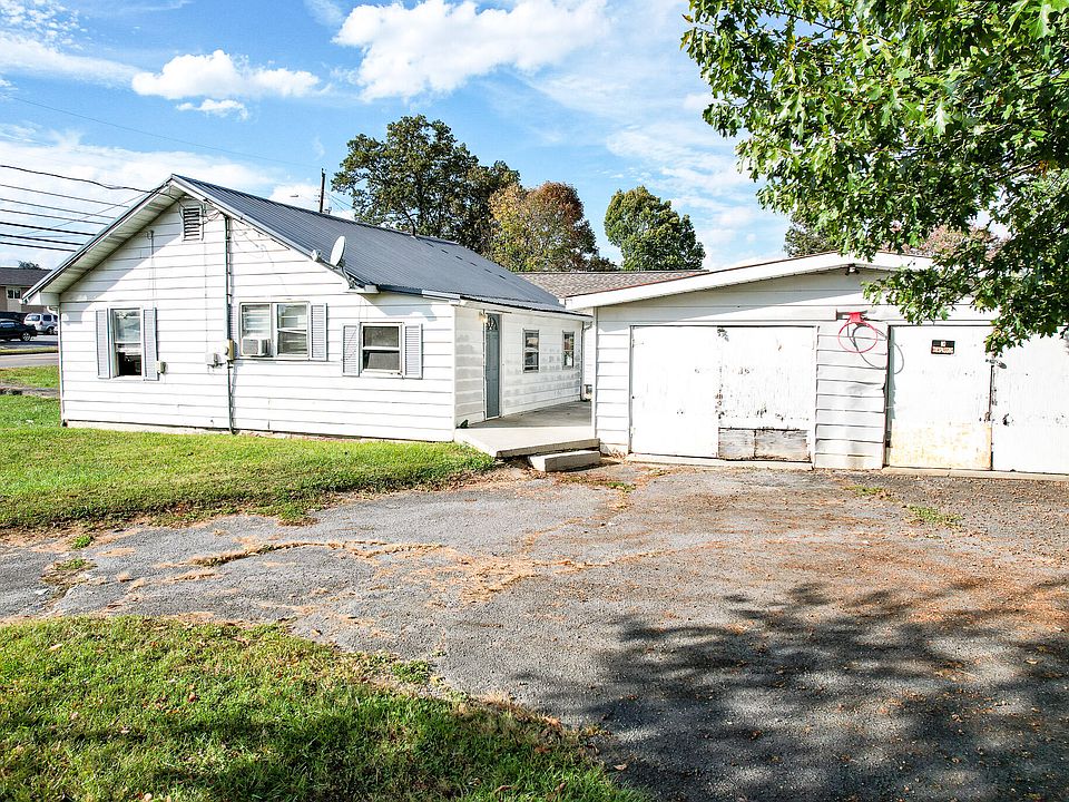 2200 E Unaka Ave, Johnson City, TN 37601 MLS 9958490 Zillow