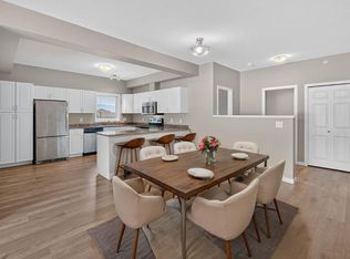 770 Rutland Rd N #407, Kelowna, BC V1X3B7