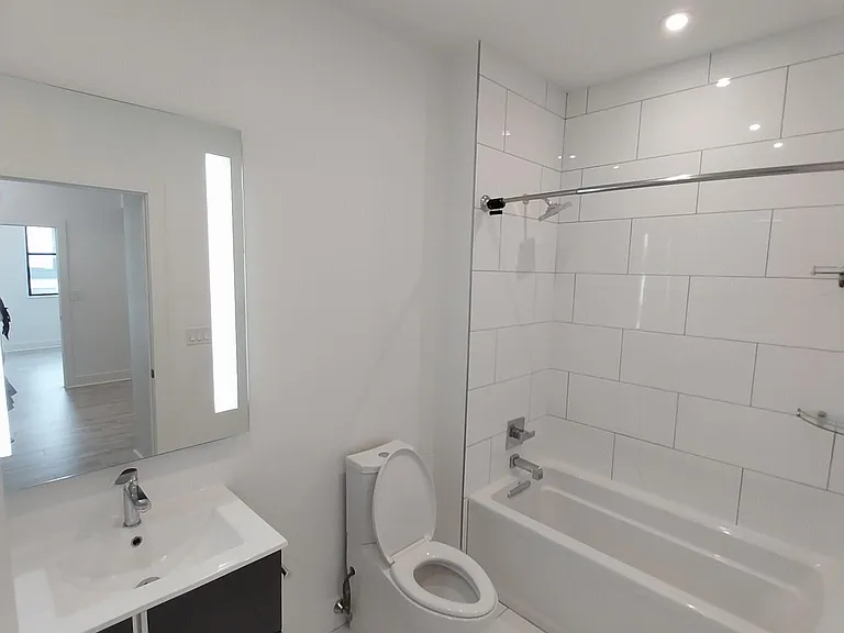 1169 N Hope St #1C — Photo 19