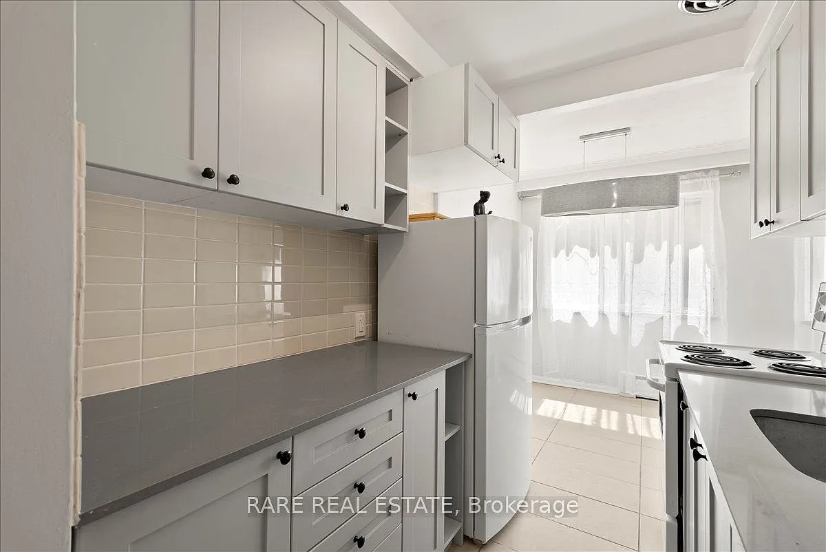 2 bed, $2,350 — Photo 4