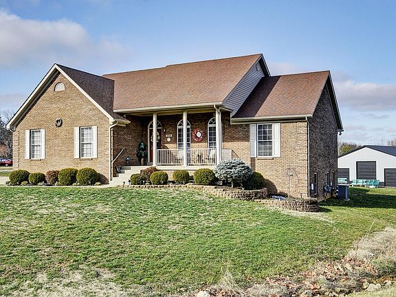 2nd image of 352 Fernwood Dr