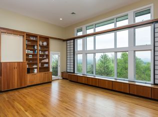 25 Cole Rd, Haydenville, MA 01039