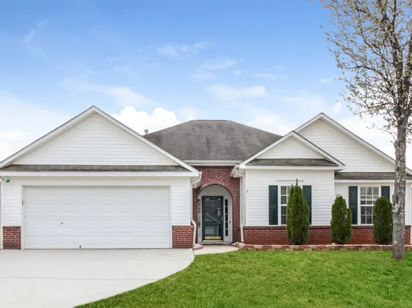 5280 Yellow Pine Dr, McDonough, GA 30252