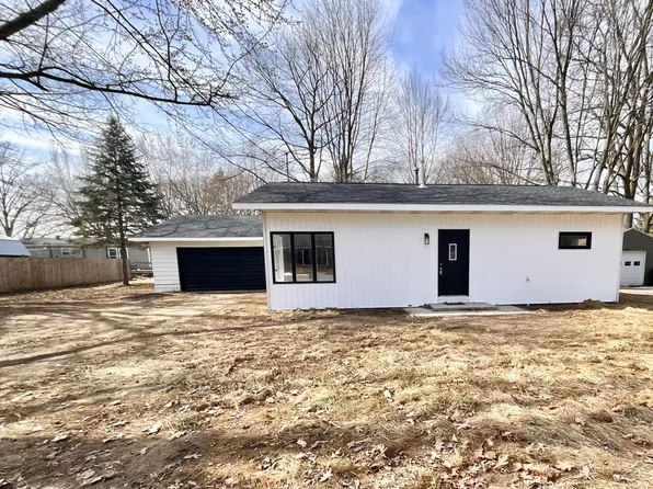 11611 Oriole Dr, Lakeview, MI 48850