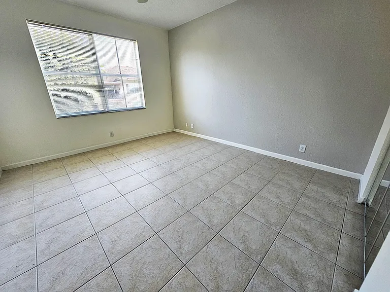 3569 Forest Hill Blvd #104 — Photo 12