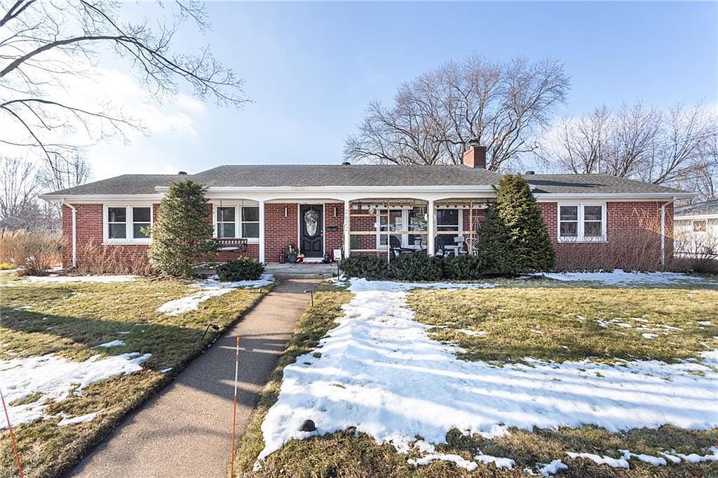 2622 Nimitz Street, Eau Claire, WI 54701 Zillow