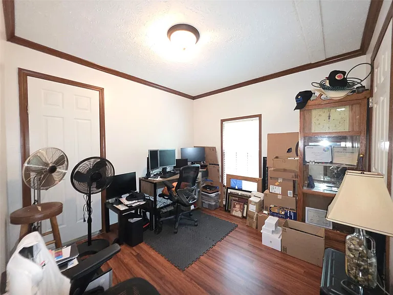21683 White Oak Dr — Photo 12