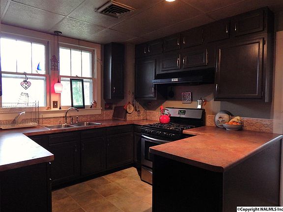 3rd image of 908 Gunter Ave