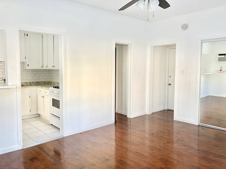 5200 Marathon St #110 — Photo 3