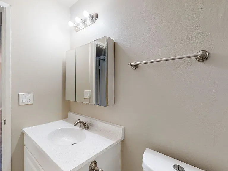 Hidden Glen Apartments — Photo 21