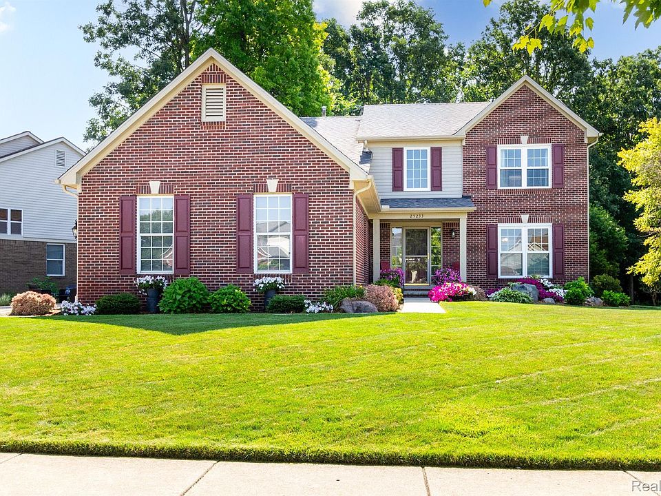 1st image of 25233 Hunter Ln