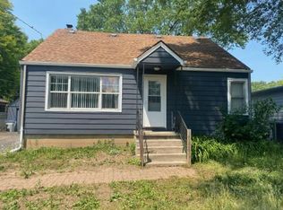 6249 N 106th St, Milwaukee, WI 53225