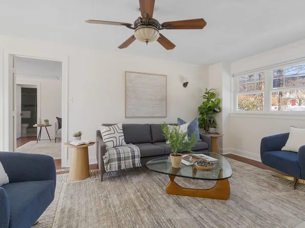 20 Vine St, Ashland, MA 01721
