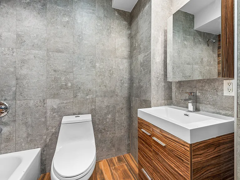 326 W 45th St #3F — Photo 6